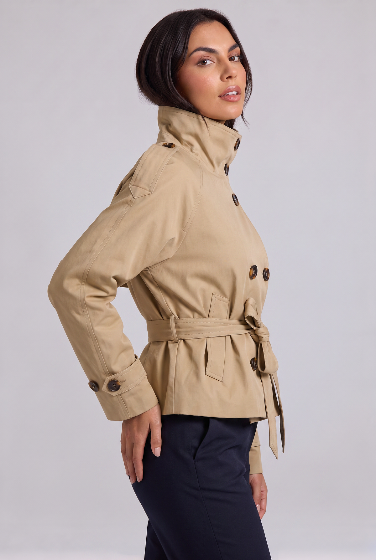 Lola – Cropped Trench Coat