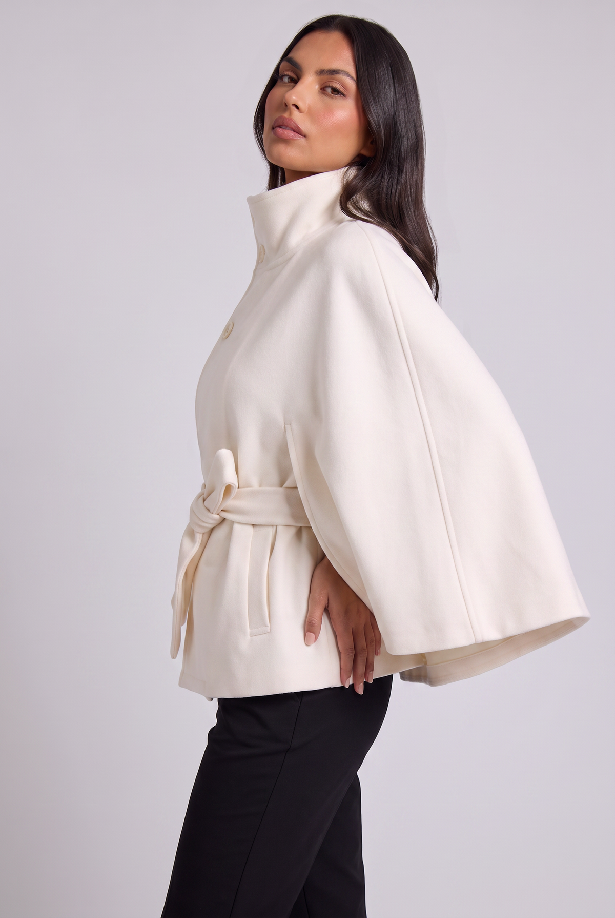 Loreza – Cape Jacket